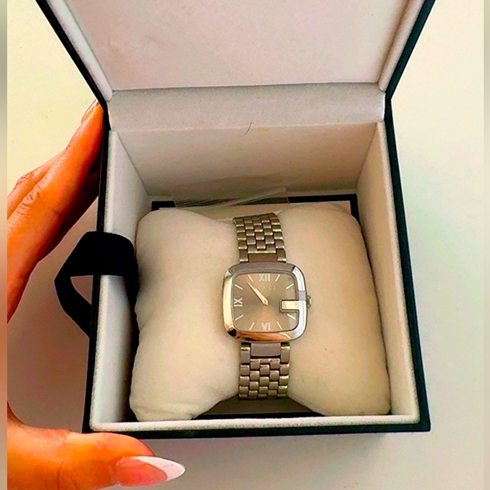Gucci watch